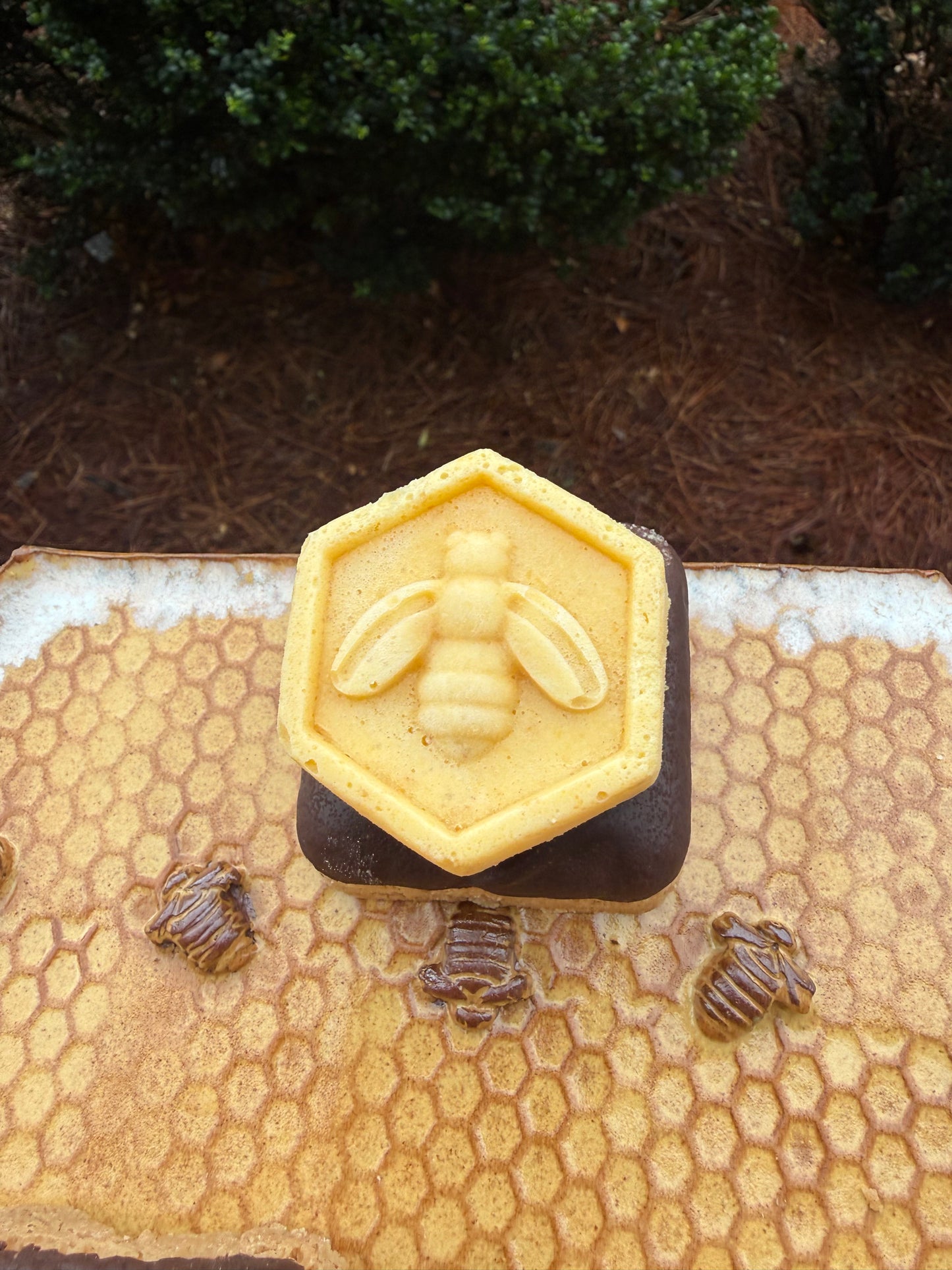 Isle Bee Kind